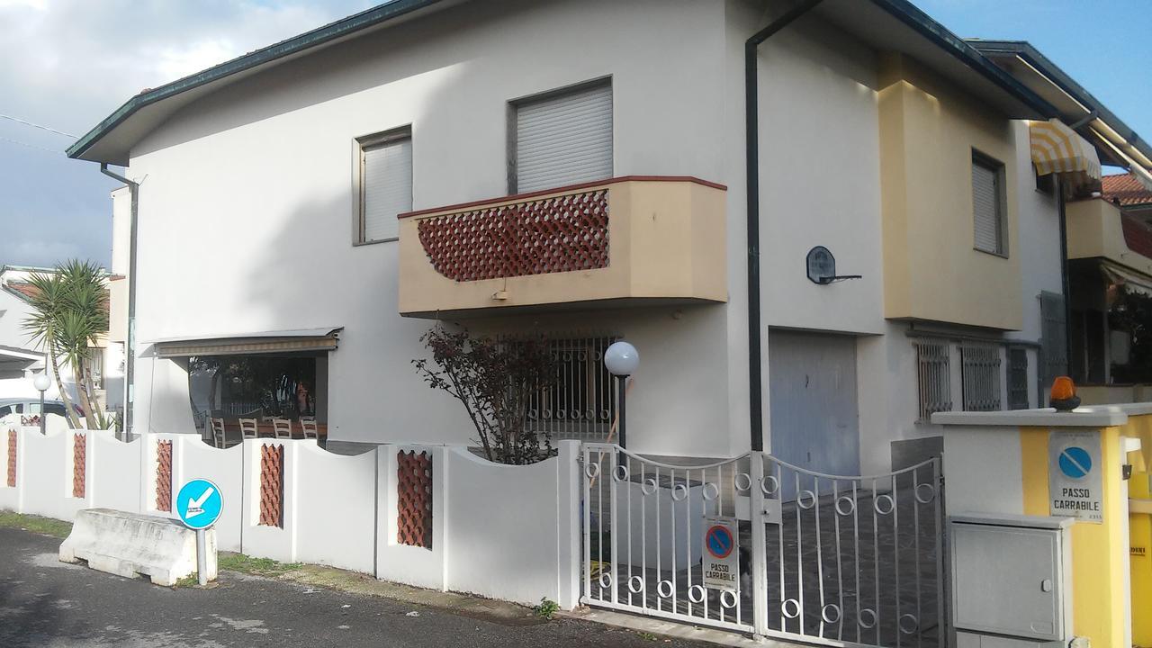 Florinda B&B Viareggio Dış mekan fotoğraf